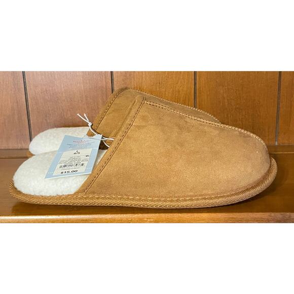 NWT Size Large (4/5) Youth Suede and Fur Slipper - Picture 1 of 2